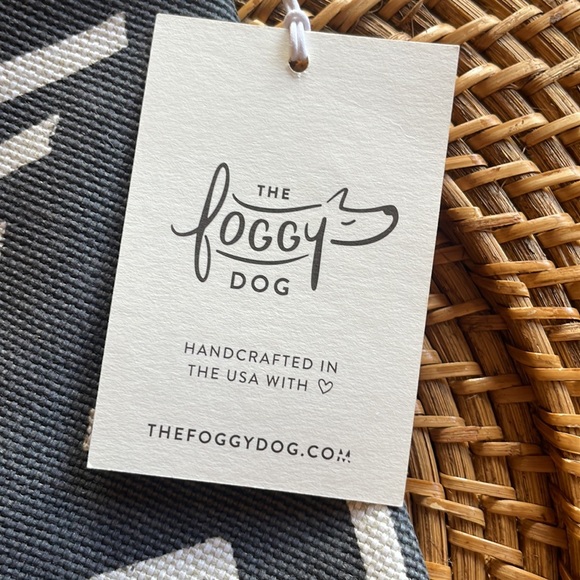 The Foggy Dog neck bandanna NWT - Picture 5 of 7